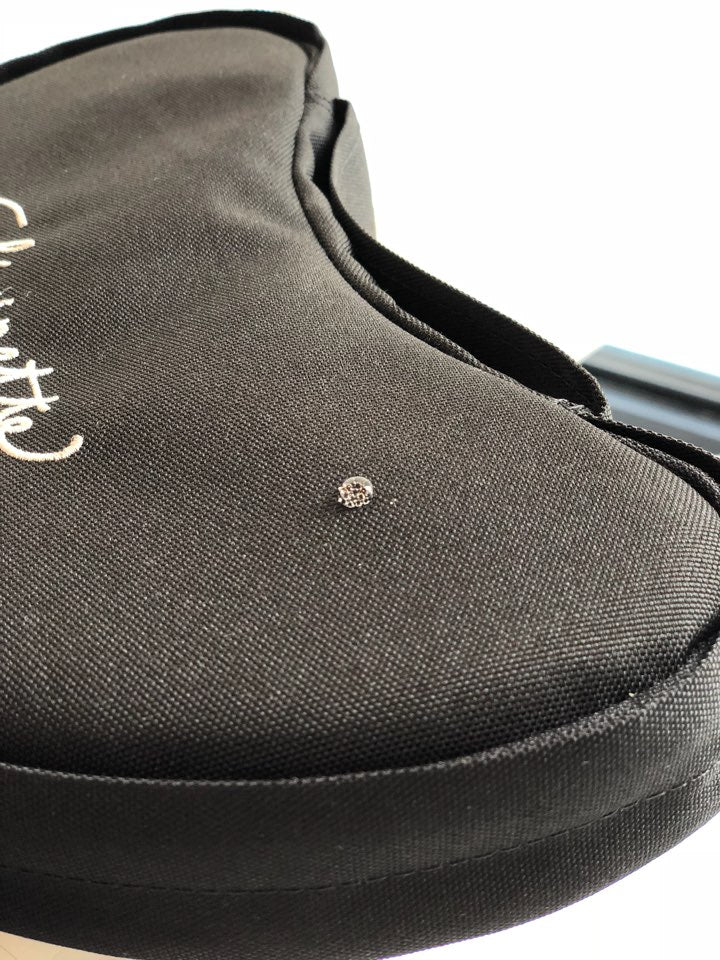 かさばらないたためるヒップシート 【ウィングシート】