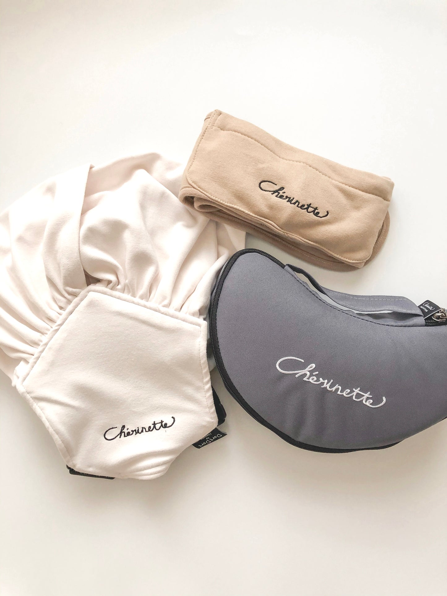 かさばらないたためるヒップシート 【ウィングシート】