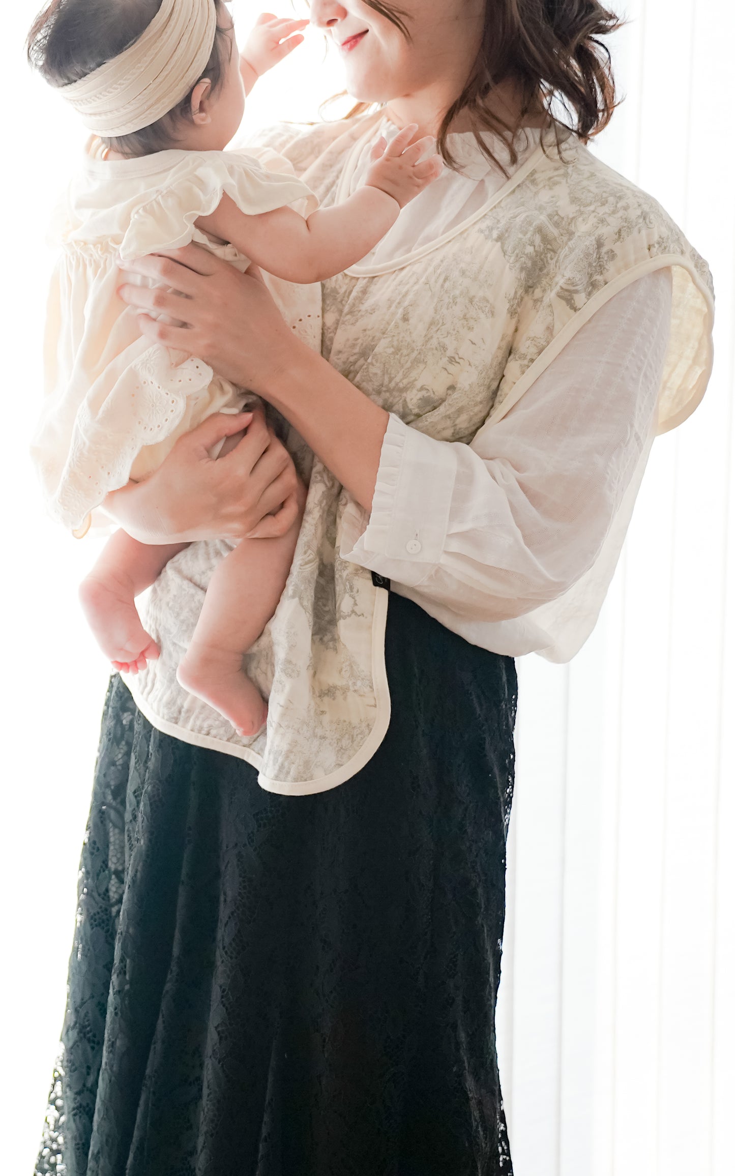 ママスタイ ママの服を守る！よだれから洋服を守る おしゃれも育児も両立できるママスタイ