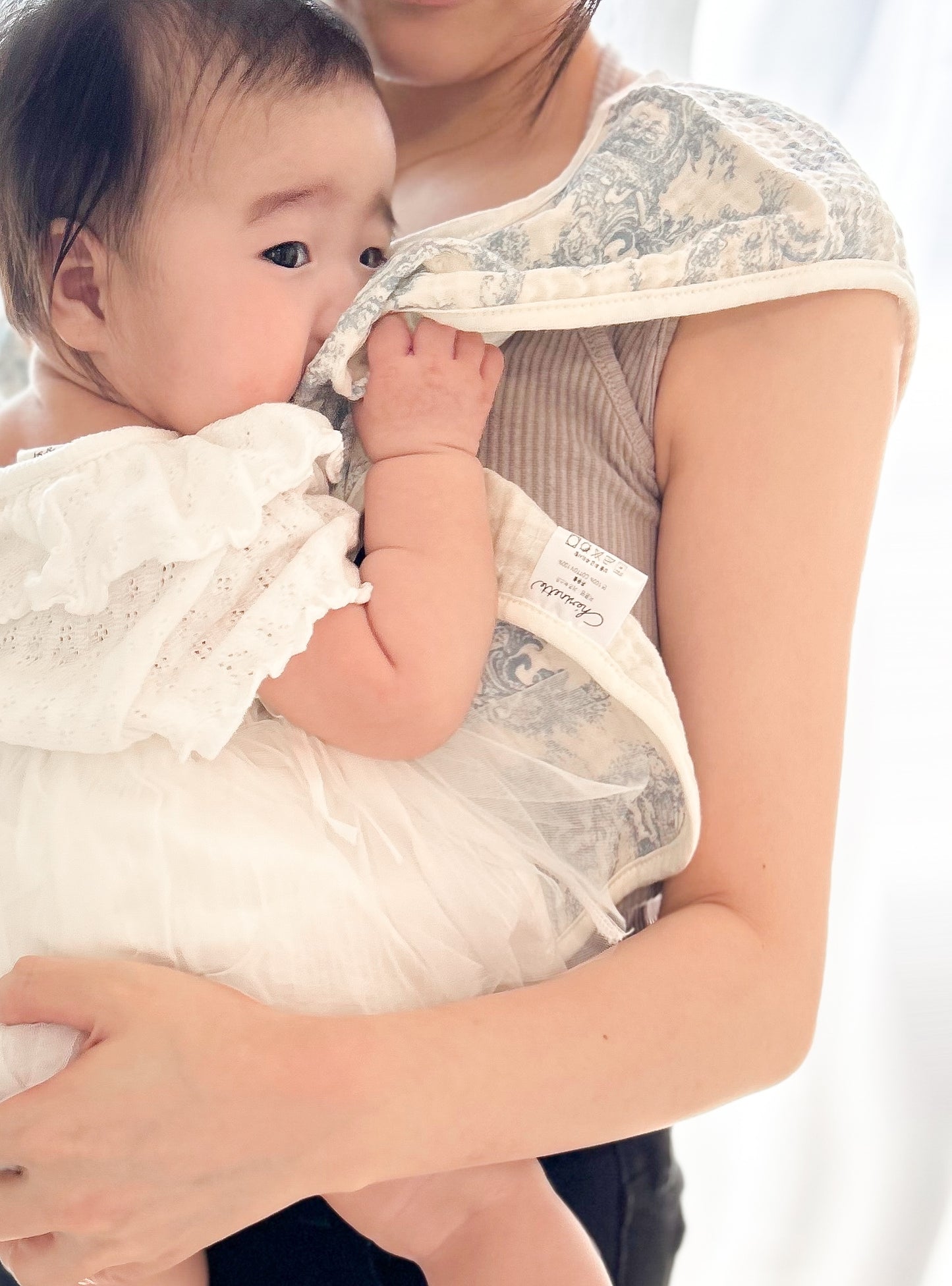 ママスタイ ママの服を守る！よだれから洋服を守る おしゃれも育児も両立できるママスタイ