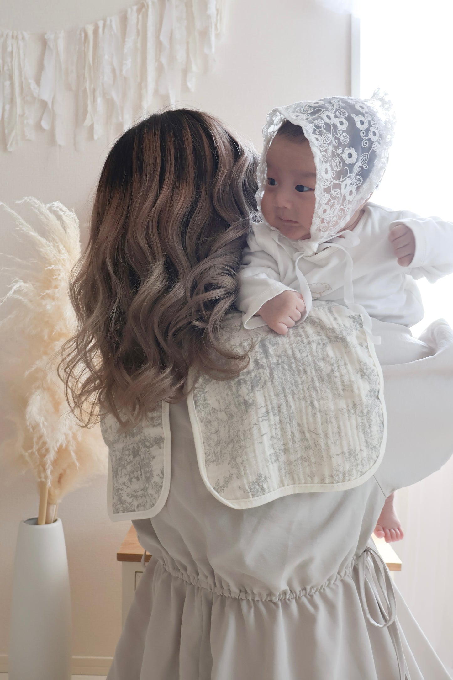 ママスタイ ママの服を守る！よだれから洋服を守る おしゃれも育児も両立できるママスタイ