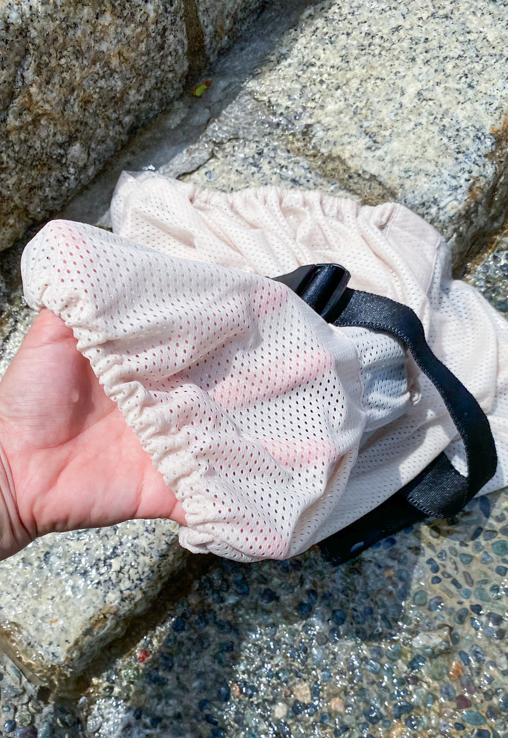 ハンモックのように赤ちゃんの抱っこができるちょい抱き「ポケットスリングメッシュ」