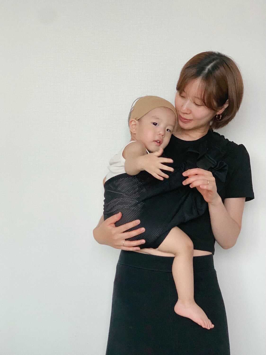 ハンモックのように赤ちゃんの抱っこができるちょい抱き「ポケットスリングメッシュ」
